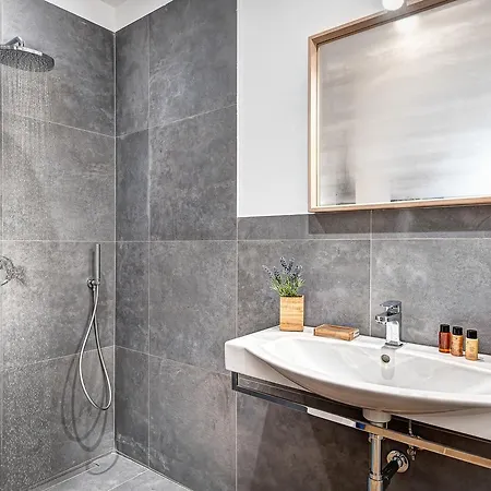 Caruso 5 By Villasandco Rentalsorrento Appartement